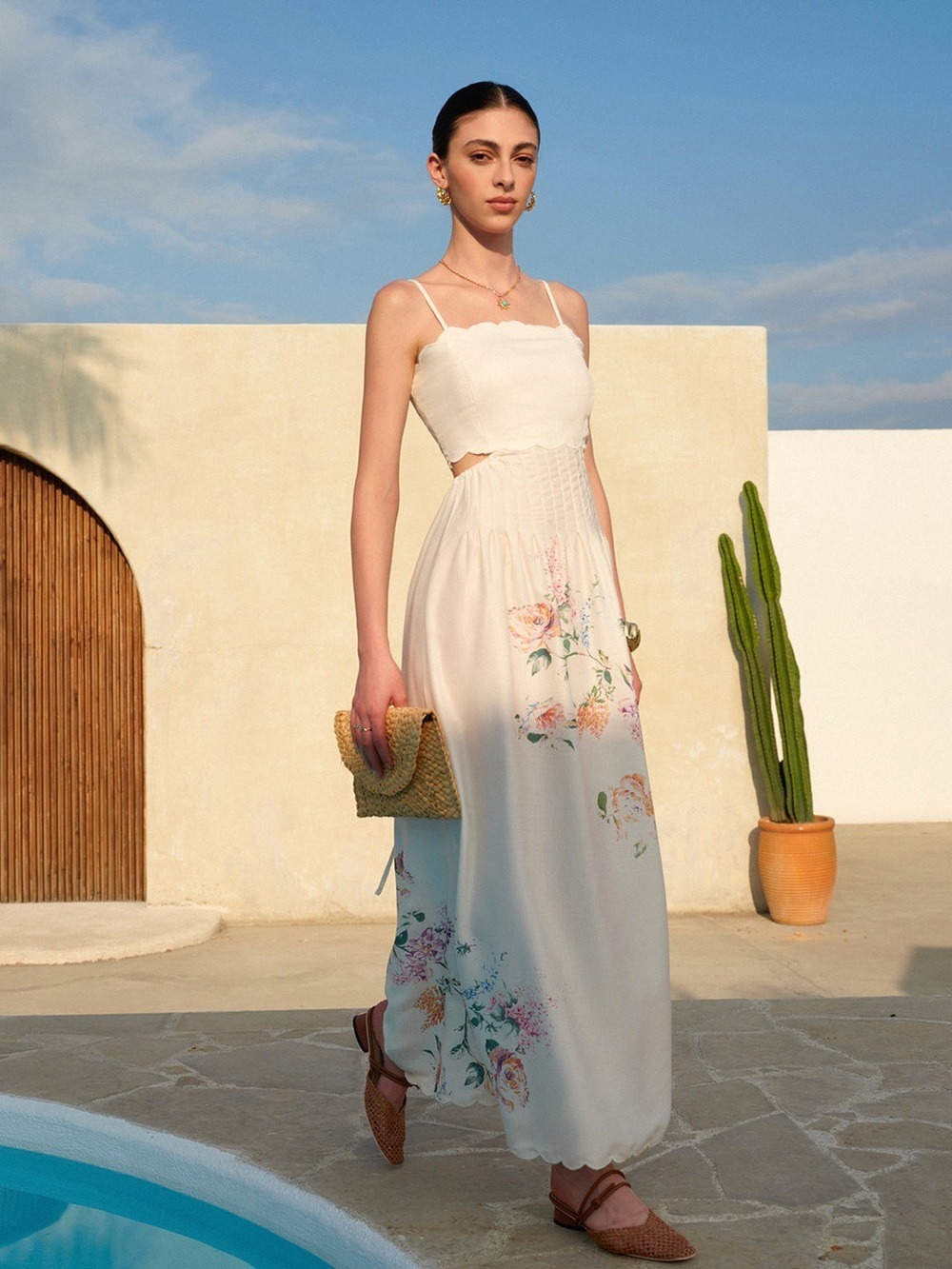 Commense Floral Print Lace-Up Back Sleeveless Dress - Picture 2 of 13
